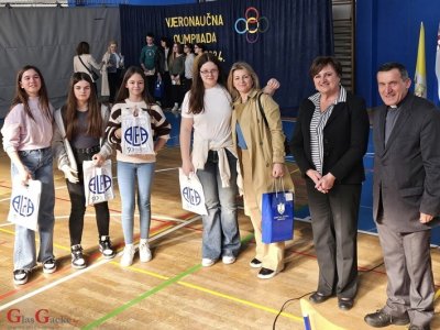 U Osnovnoj školi Ivane Brlić Mažuranić u Ogulinu jučer je održana Vjeronaučna olimpijada