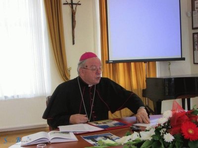 Tiskovna konferencija biskupa Bogovića uoči proslave Dana hrvatskih mučenika 