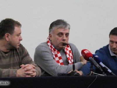 Glogoški, Klemm i Deur na tribini branitelja u Gospiću 