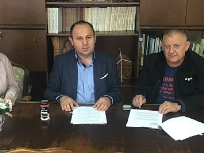 Potpisan Ugovor o povjeravanju komunalnih poslova održavanja nerazvrstanih cesta na području Grada Senja