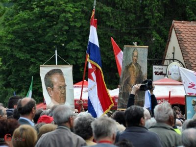 HODAK: Antifašizam u Hrvatskoj je voljeti Srbe, mrziti Hercegovce i Luku Modrića