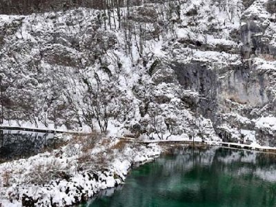 Zbog snijega i leda zatvoren kanjon Donjih jezera
