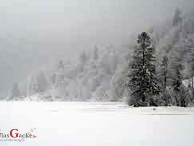 Kako ipak uživati u snijegu na Plitvičkim jezerima?