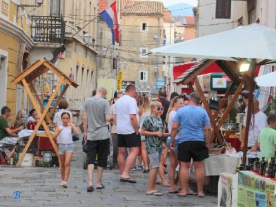 Senjski "Potok sriće" u bojama, okusima i mirisima hrvatskih tradicijskih proizvoda 