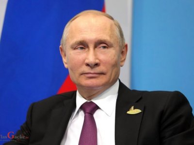 Vladimir Putin bez dlake na jeziku, Europa u šoku! 