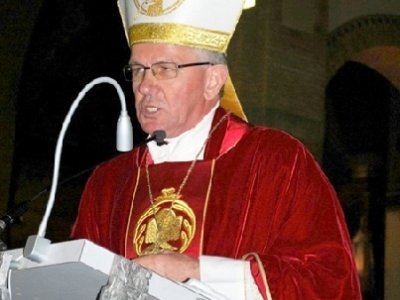 Biskup Sudar 15. ožujka u Donjem Lapcu