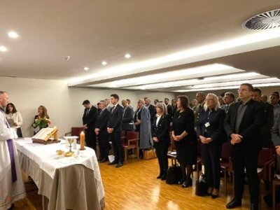 Slavljena misa u Europskom parlamentu u povodu Dana sjećanja na žrtve Domovinskog rata i Dana sjećanja na žrtvu Vukovara i Škabrnje